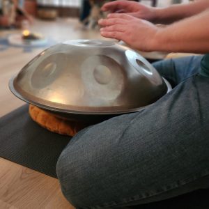 Kennismakeing workshop handpan spelen Ellemeet zeeland camping Hakehoeve 4 juli 2026