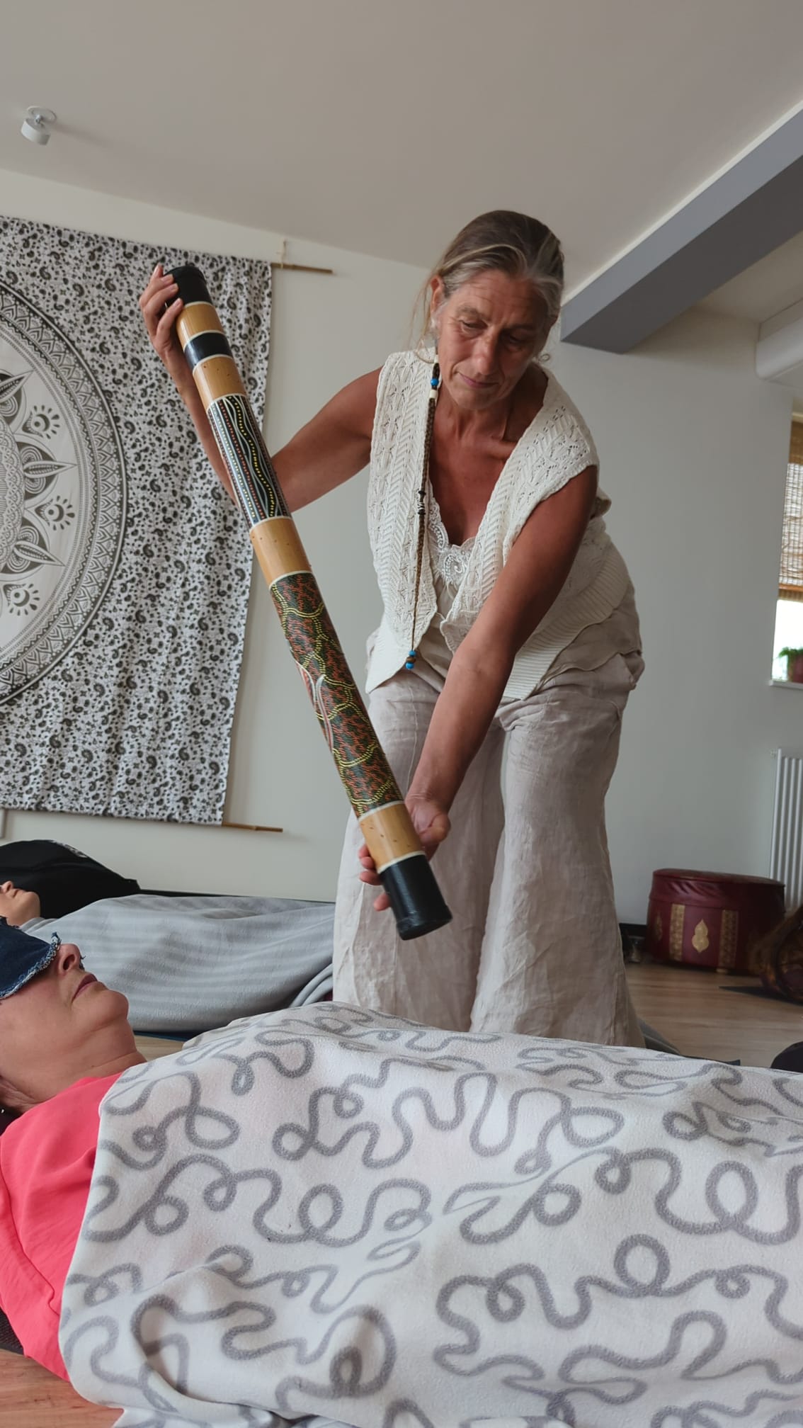 handpan-soundhealing-begeleiding-groepstraject